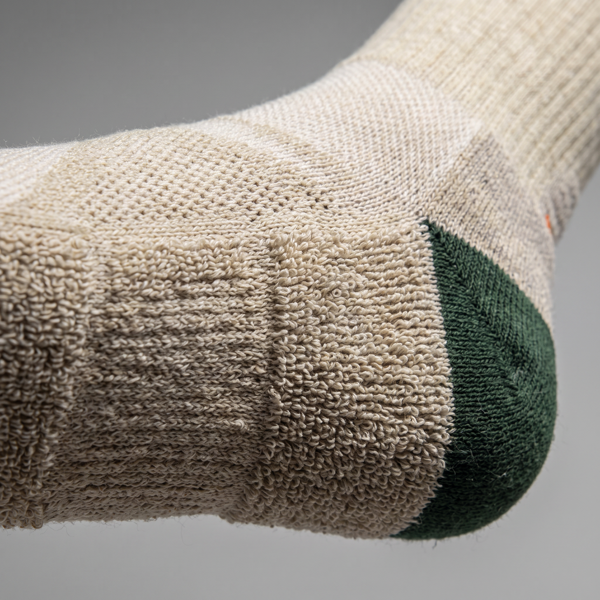 Men's Wool Blend Hiking Socks with Cushioned Sole and Arch Support