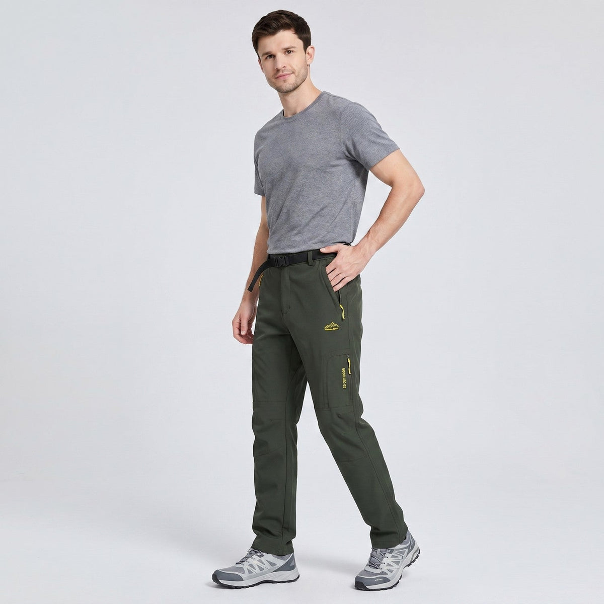 Men's Quick Dry Hiking Pants With Zip Cargo Pockets And Mesh Lining
