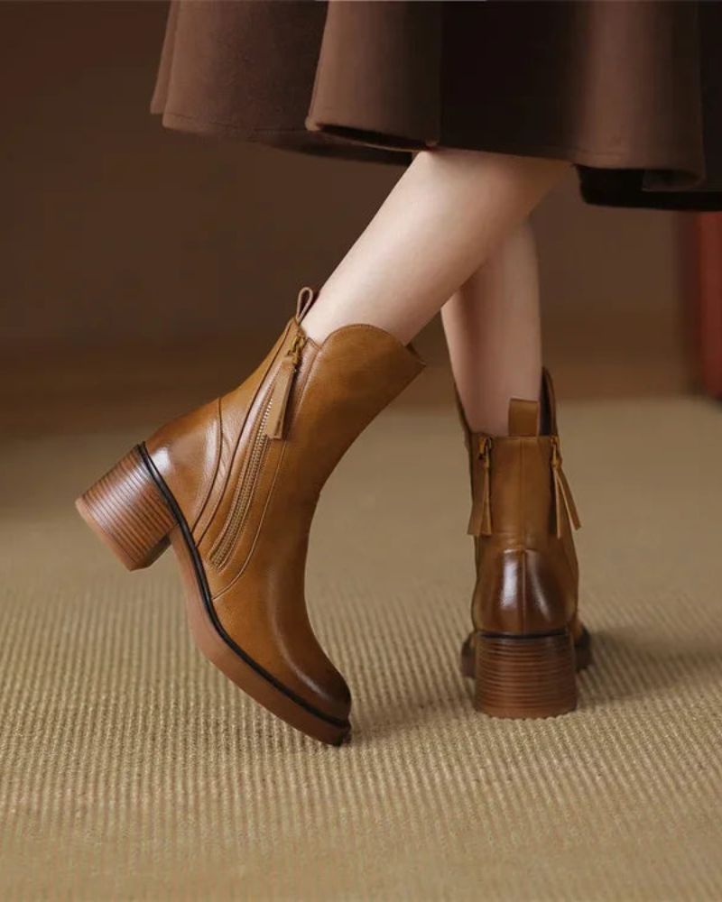 Valorine Women's Ankle Boots | Leather Chelsea Booties