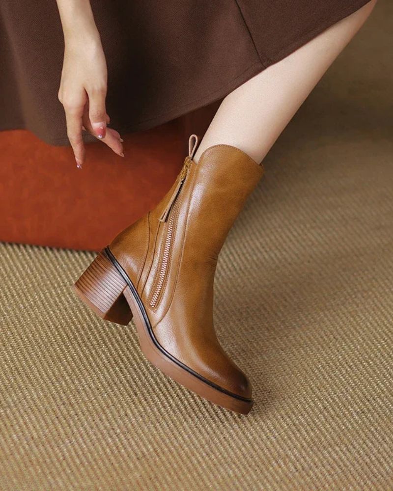 Valorine Women's Ankle Boots | Leather Chelsea Booties