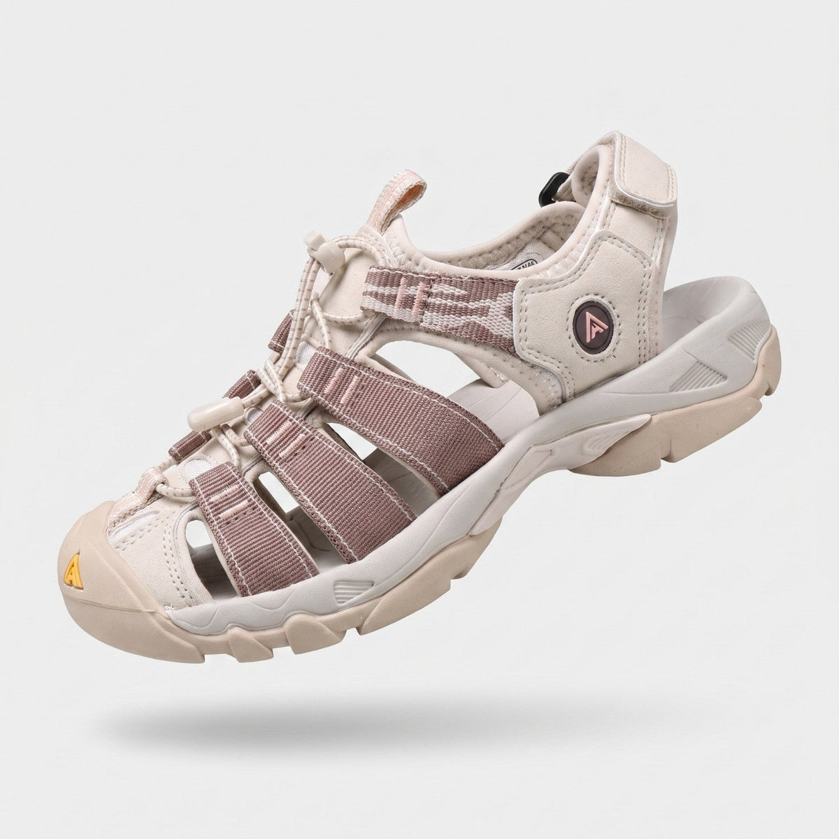 Women's Closed Toe Walking Sandals with Drainage Outsole and Bungee Lace