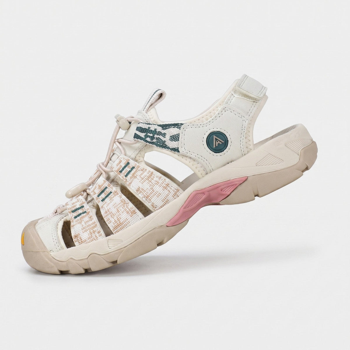 Women's Closed Toe Walking Sandals with Drainage Outsole and Bungee Lace