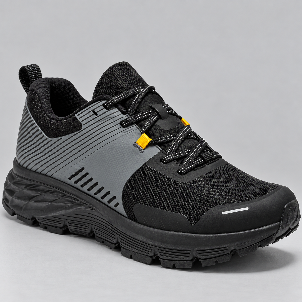 Men's Outdoor Running Shoes with Micro Fibre Upper and Vibram Outsole