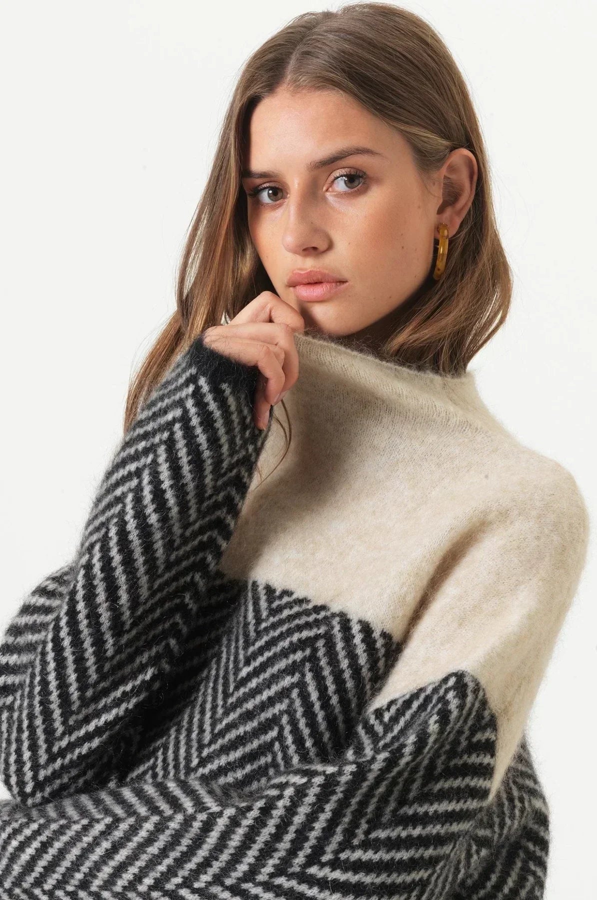 Doris | Women’s Knitted High Collar Oversized Sweater 4