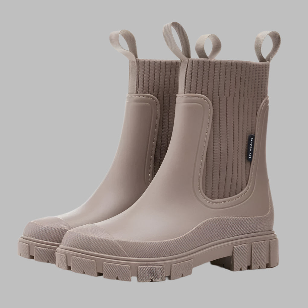 Helga | Women’s Black Waterproof Chelsea Boots 0