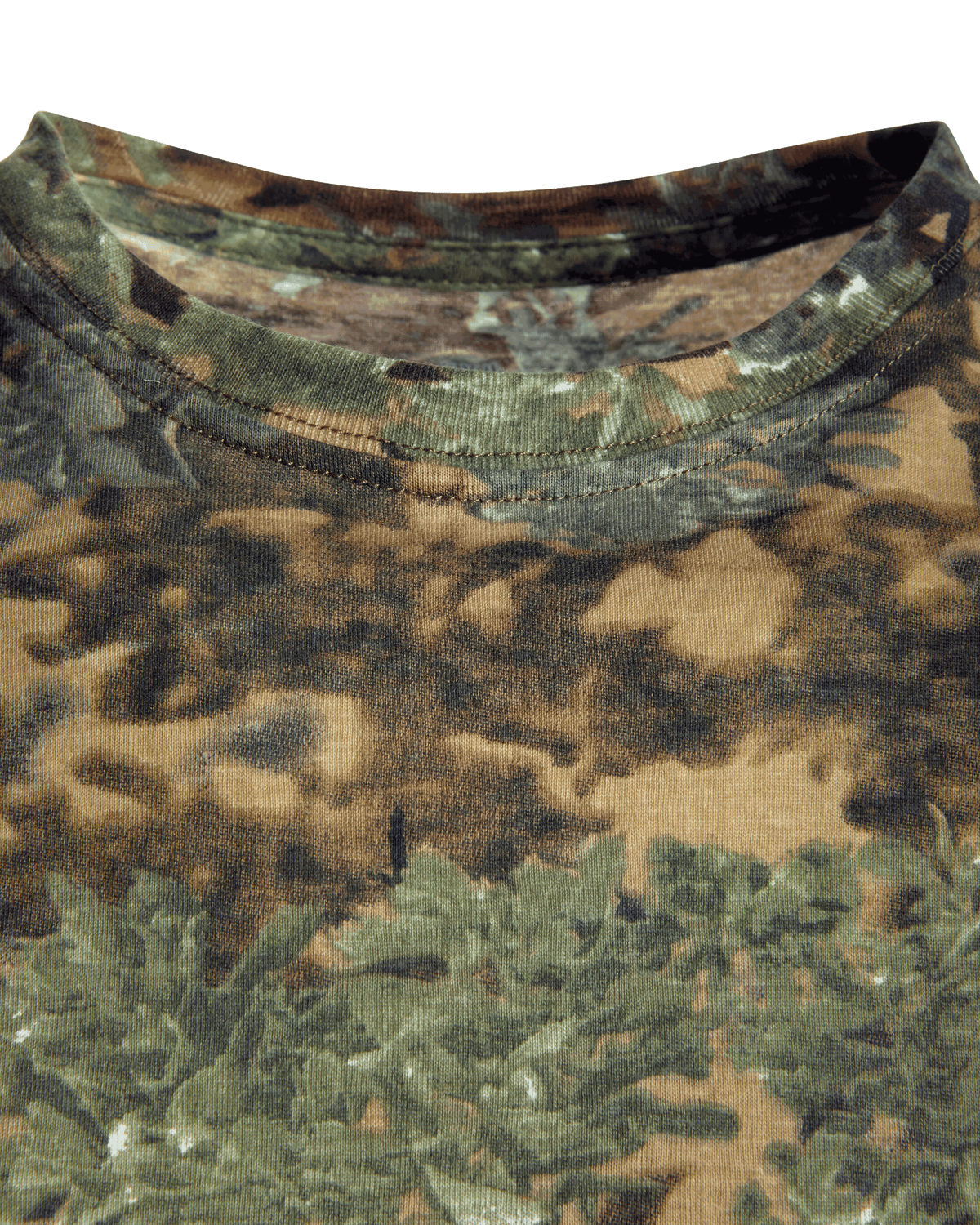 Men's Camouflage Cotton Blend Short Sleeve Pocket Tee with Crew Neck