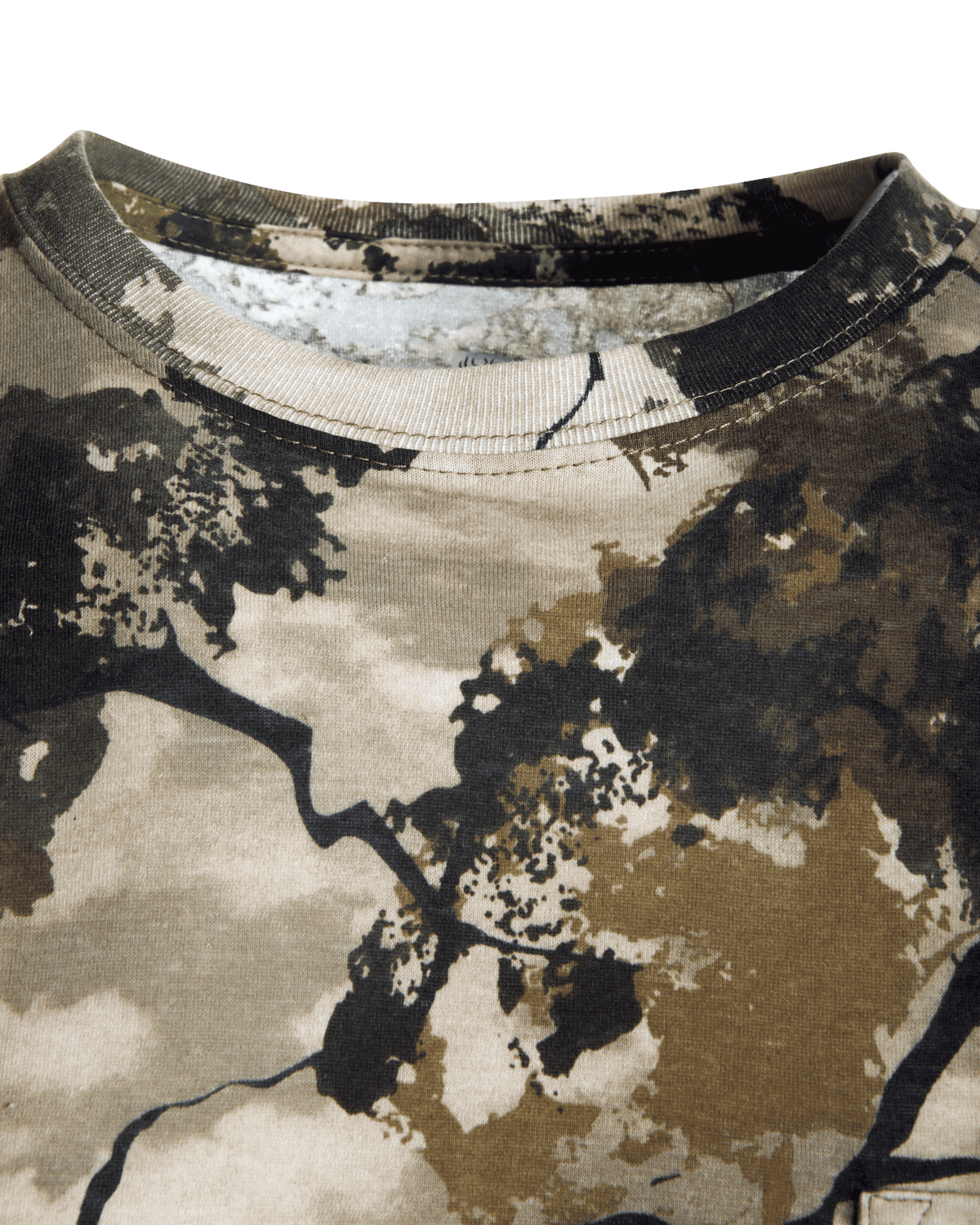 Men's Camouflage Cotton Blend Short Sleeve Pocket Tee with Crew Neck