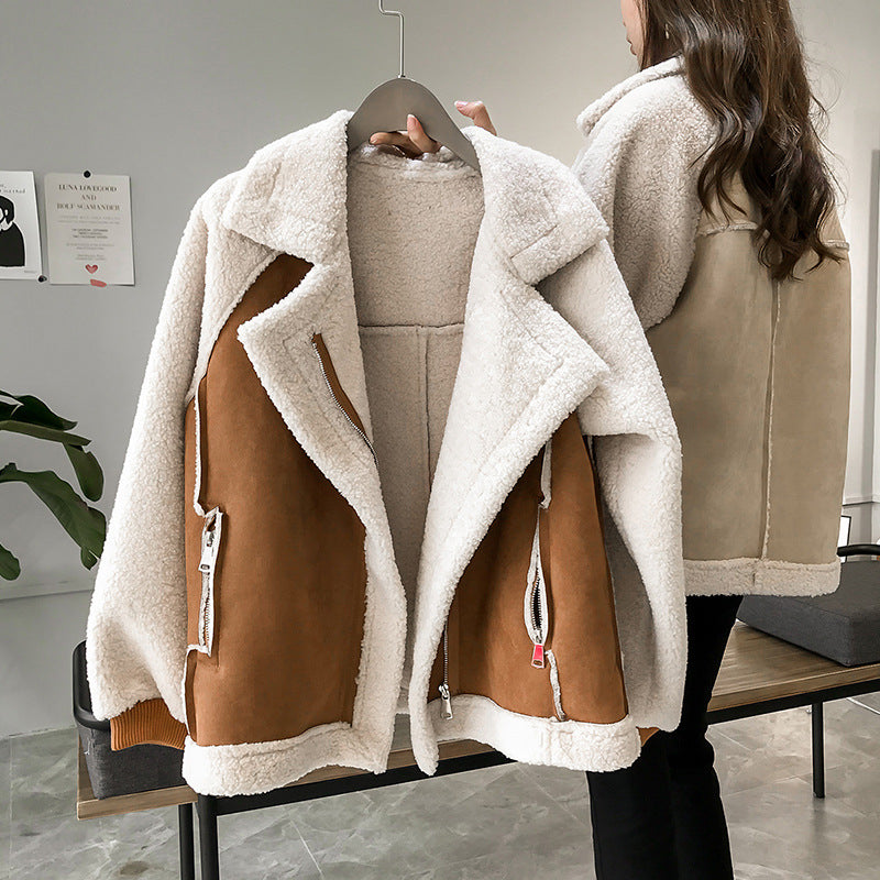 Women's Plush Shearling Jacket | Oversized Aviator Winter Coat | Chic and Comfortable 1