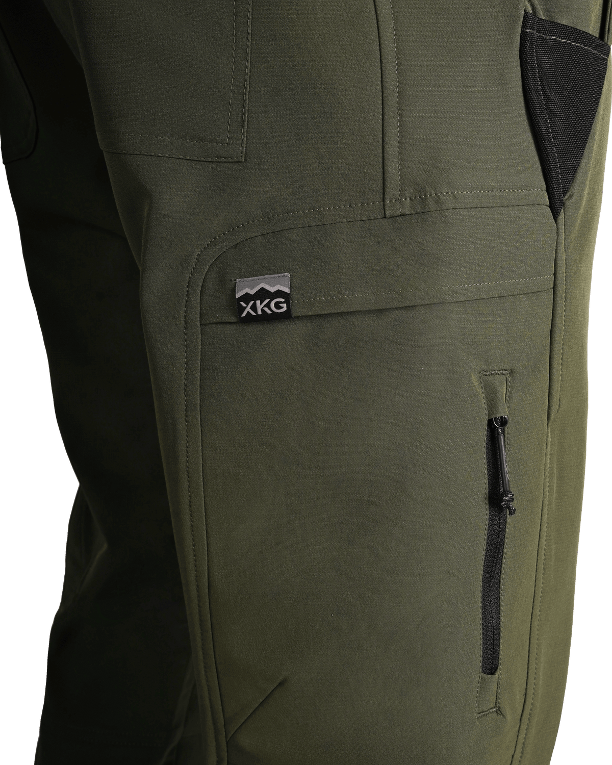 Men's Lightweight Camouflage Hunting Pants with Articulated Knees and Cargo Pockets
