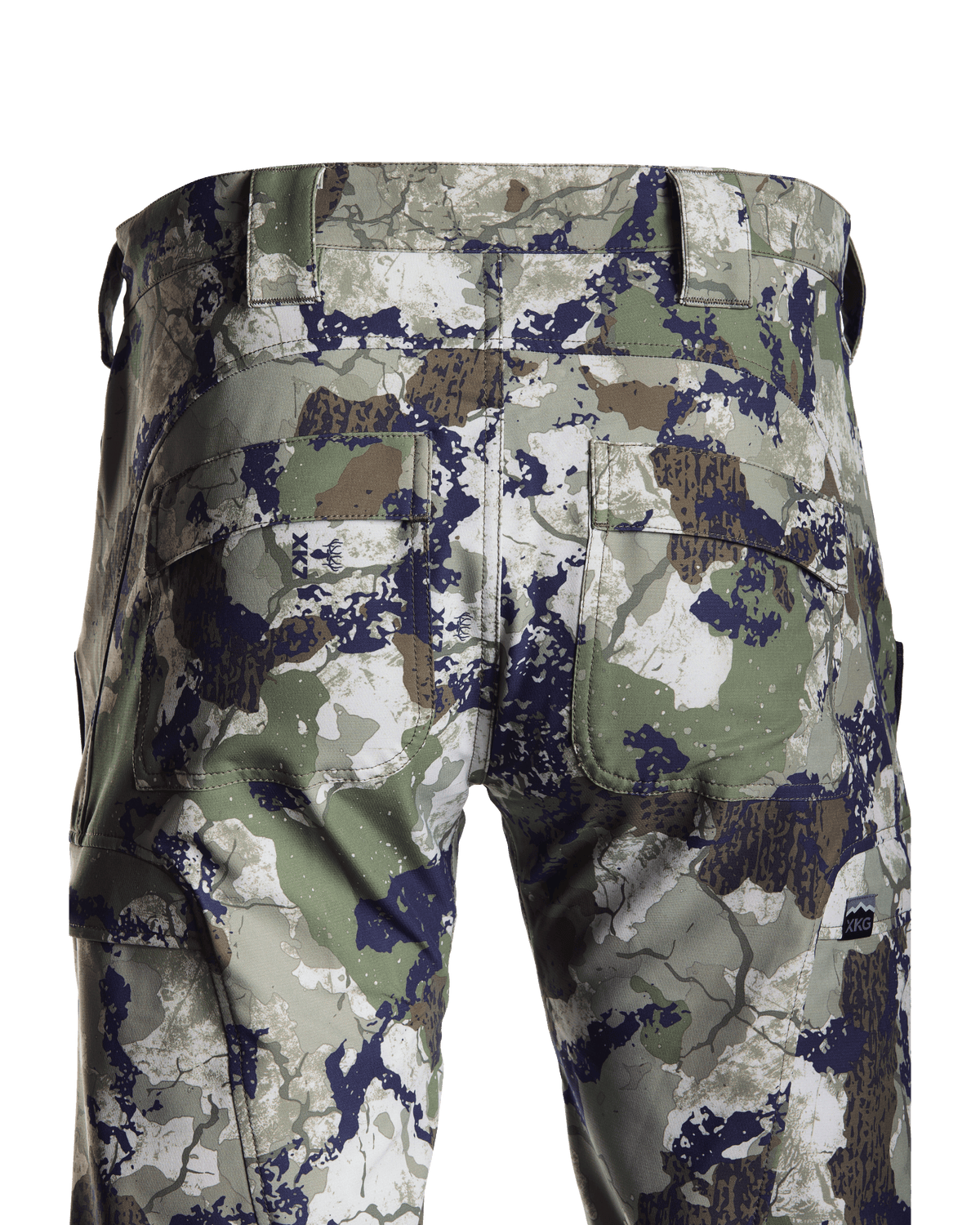 Men's Lightweight Camouflage Hunting Pants with Articulated Knees and Cargo Pockets