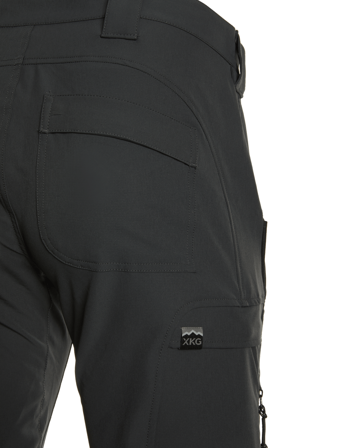 Men's Lightweight Camouflage Hunting Pants with Articulated Knees and Cargo Pockets