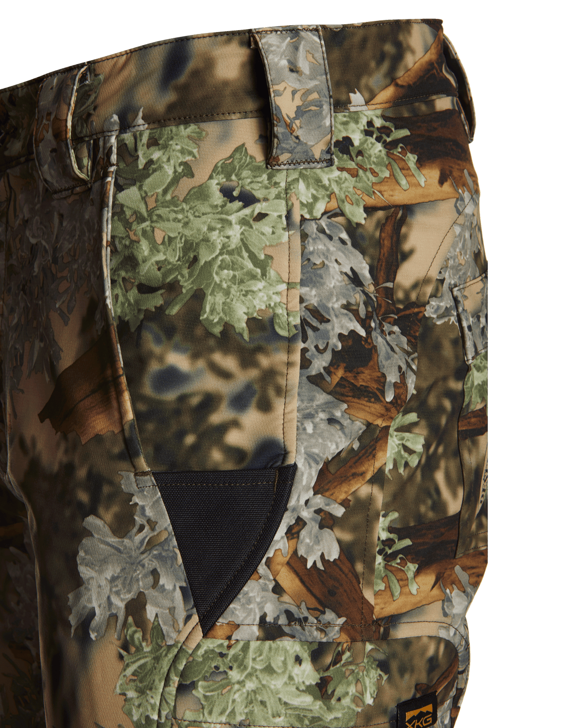 Men's Lightweight Camouflage Hunting Pants with Articulated Knees and Cargo Pockets