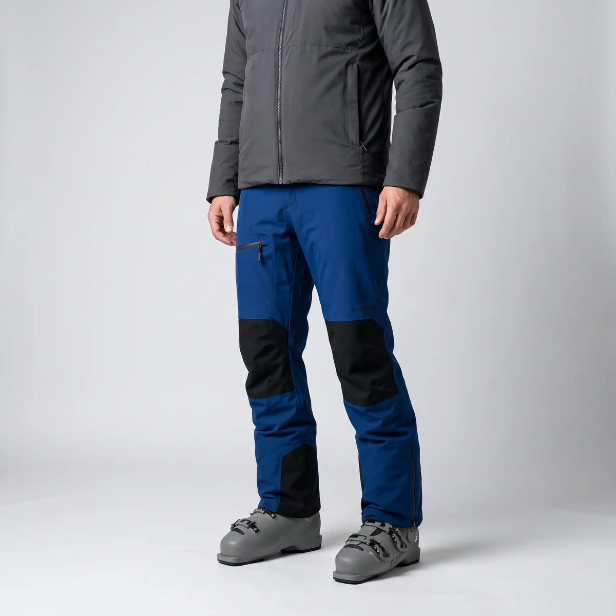 Men's Insulated Ski Pants with Detachable Suspenders and Reinforced Knees