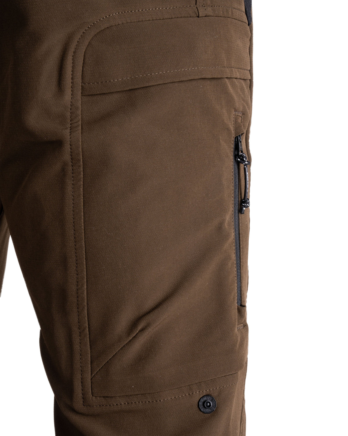Men's Lightweight Camouflage Hunting Pants with Articulated Knees and Cargo Pockets