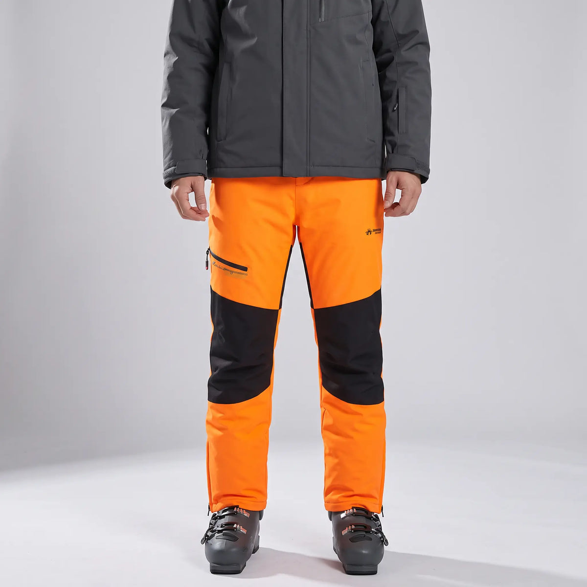 Men's Insulated Ski Pants with Detachable Suspenders and Reinforced Knees