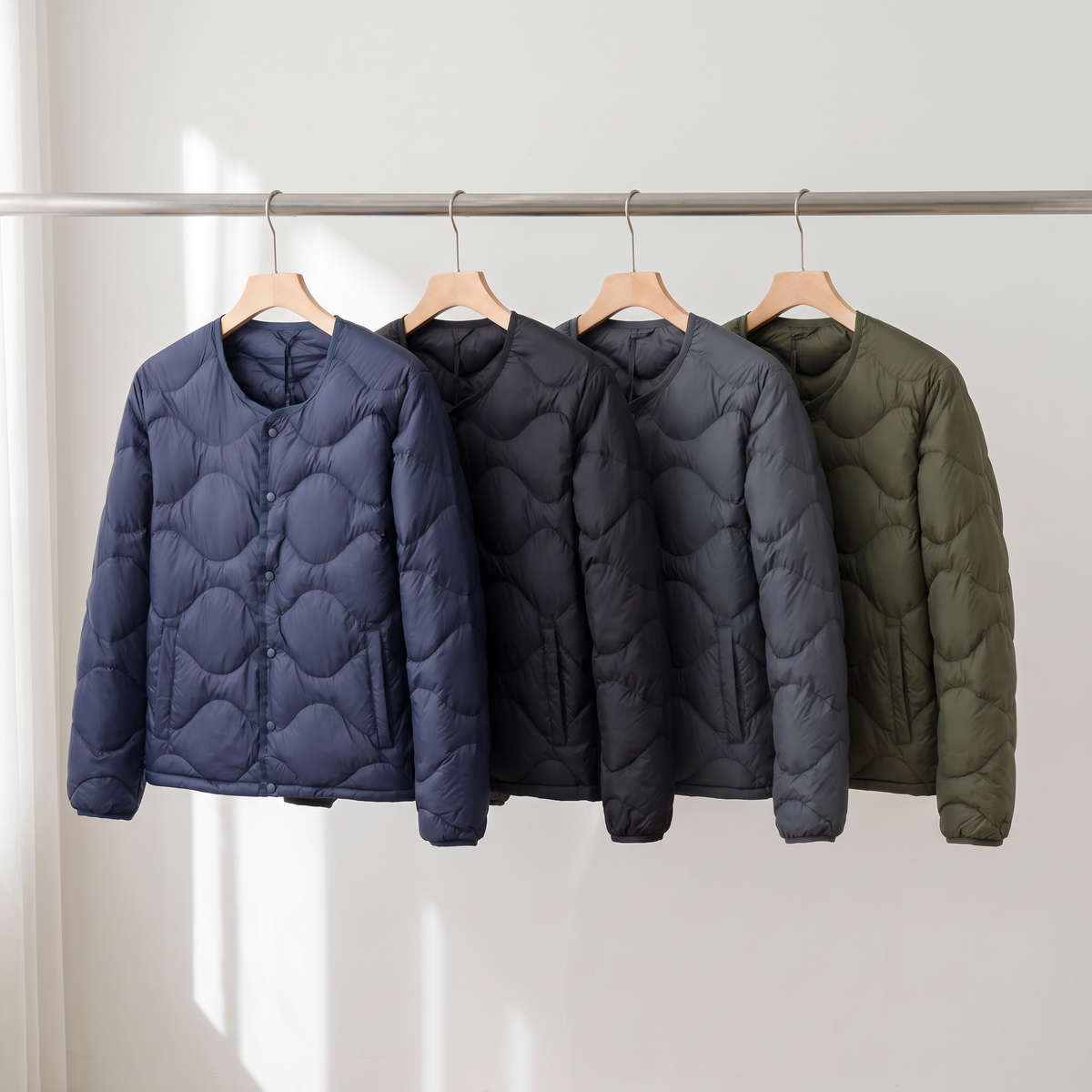 Men's Lightweight Quilted Down Puffer Jacket with Snap Buttons