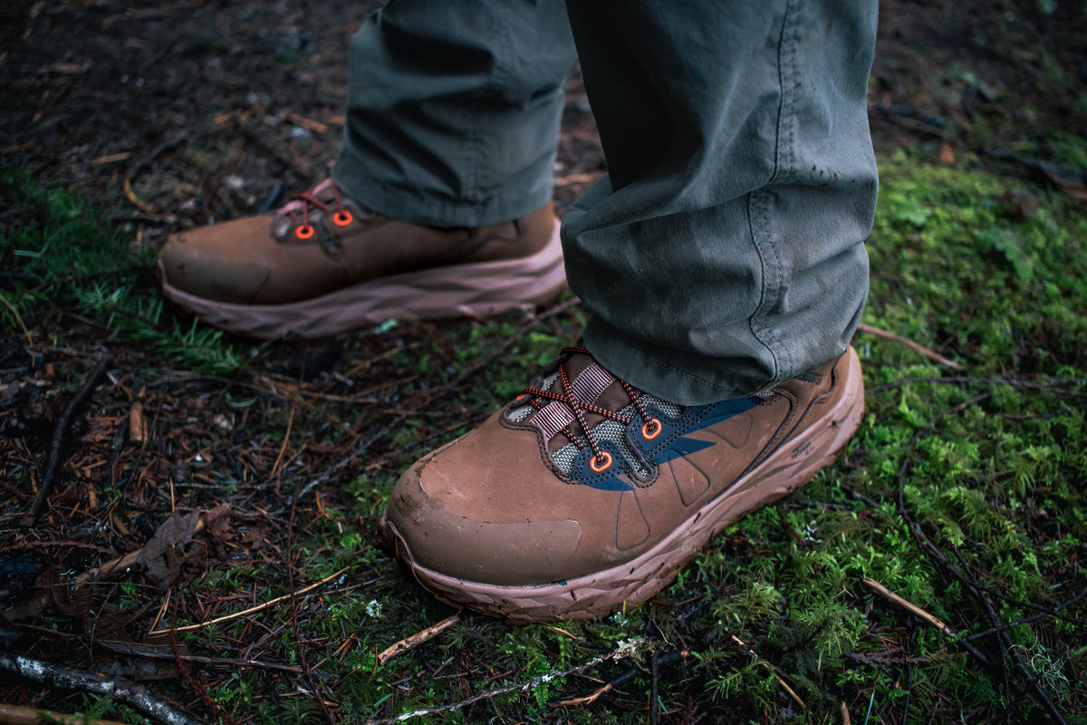 Men's Waterproof Hiking Boots with Nubuck Leather and Vibram Outsole