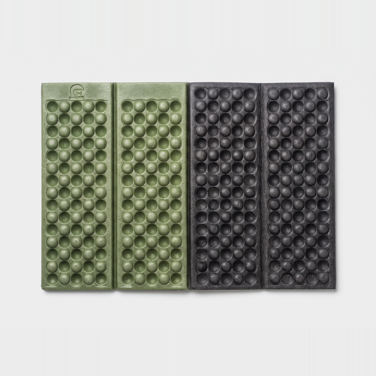 Folding Foam Sit Mat with Dome Embossing and Waterproof Base