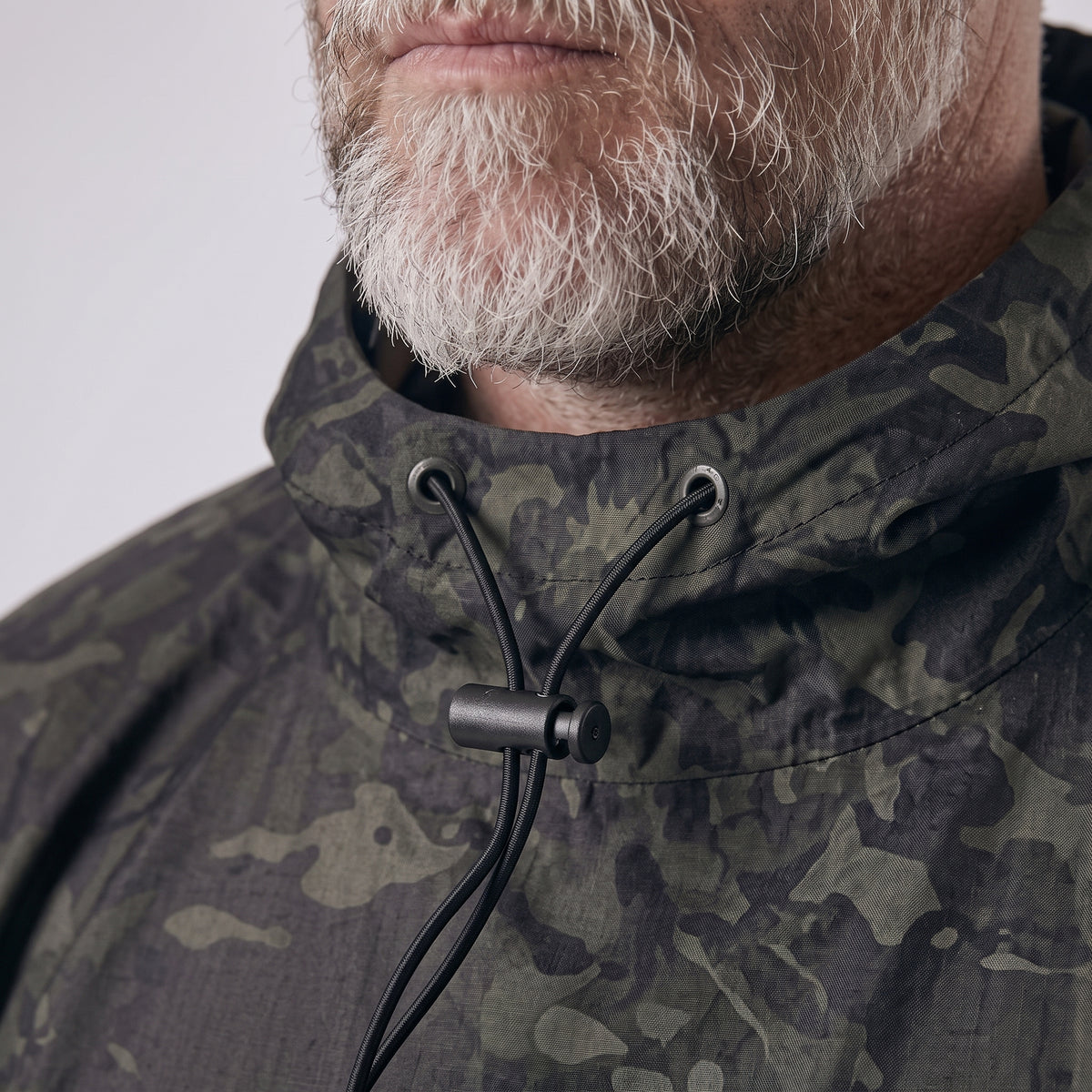 Men's Camouflage Waterproof Rain Poncho with Hood and Drawstring