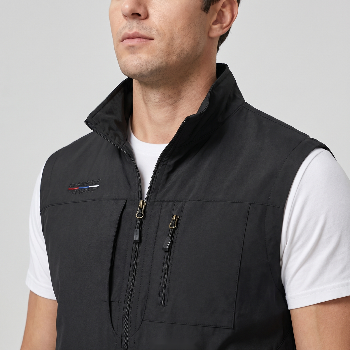 Men's Lightweight Outdoor Vest With Six Pockets And High Collar