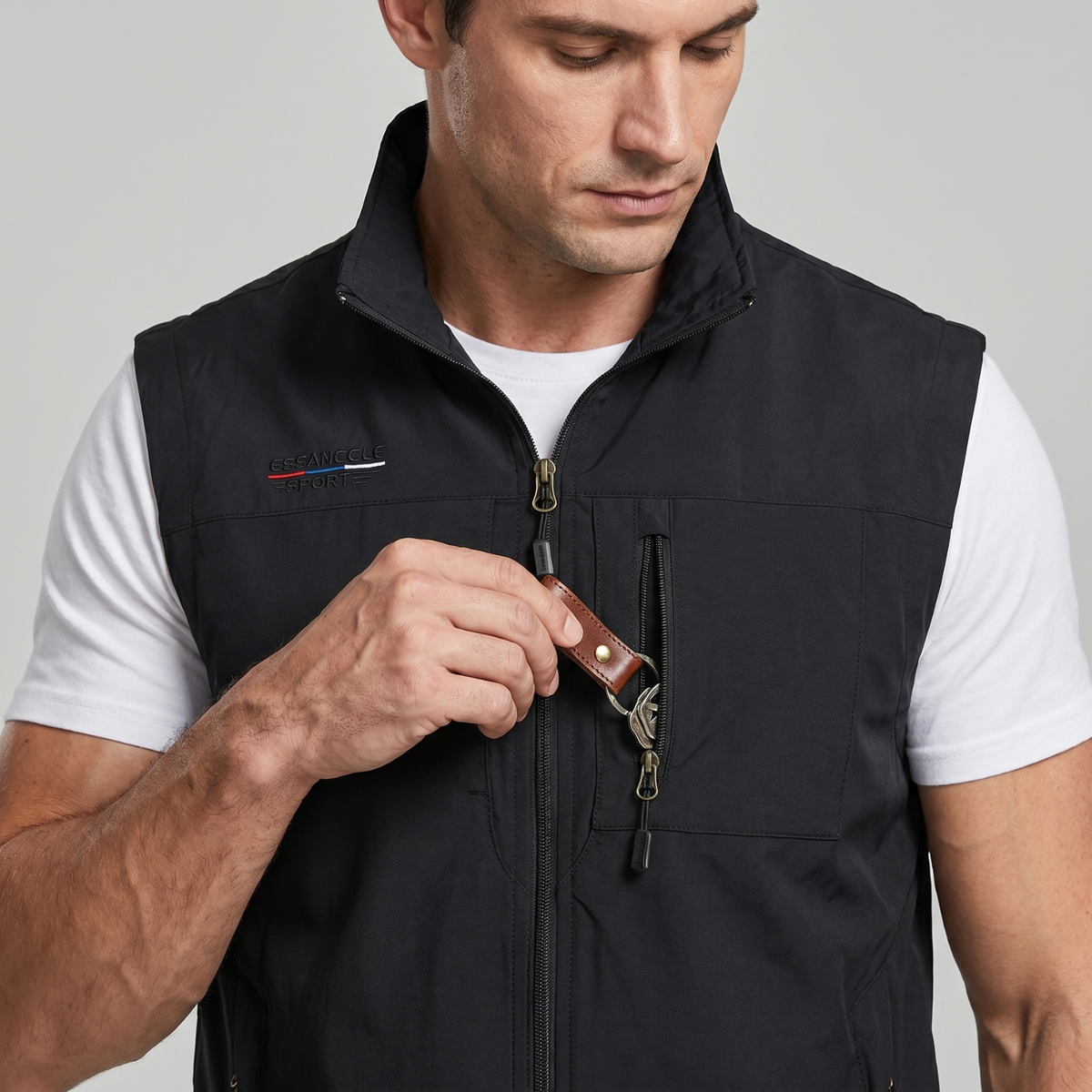 Men's Lightweight Outdoor Vest With Six Pockets And High Collar